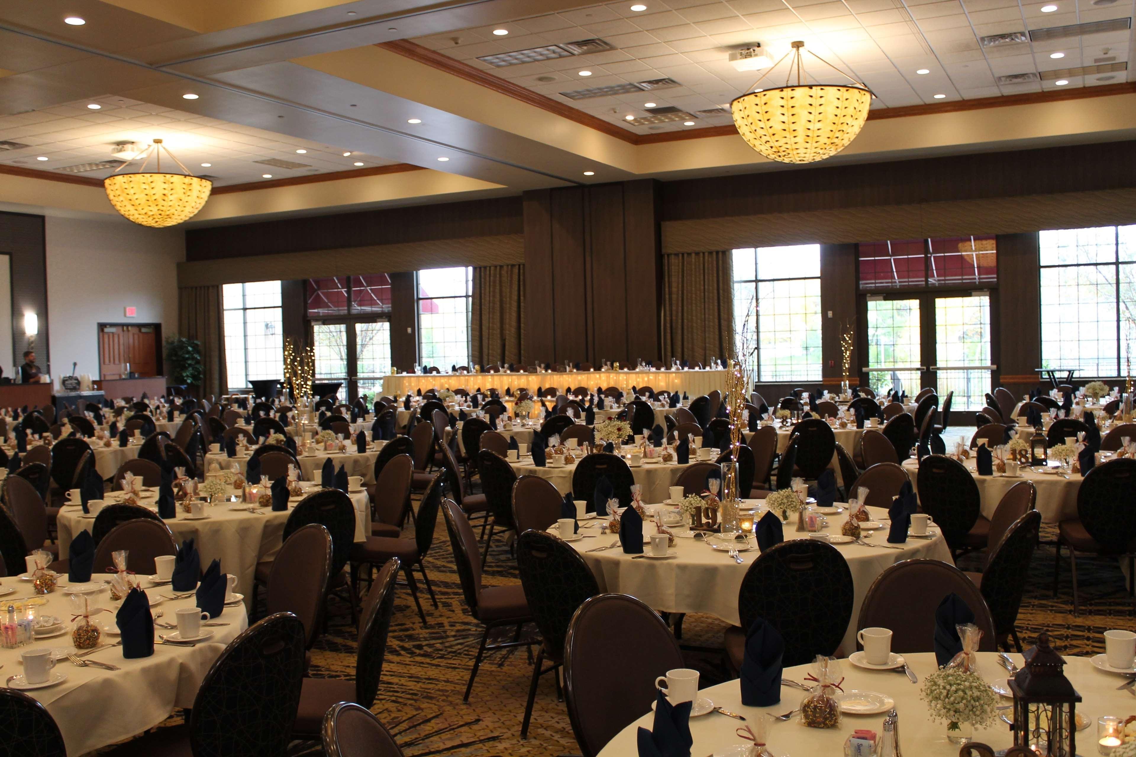 Best Western Premier Bridgewood Hotel Resort Neenah Exterior foto