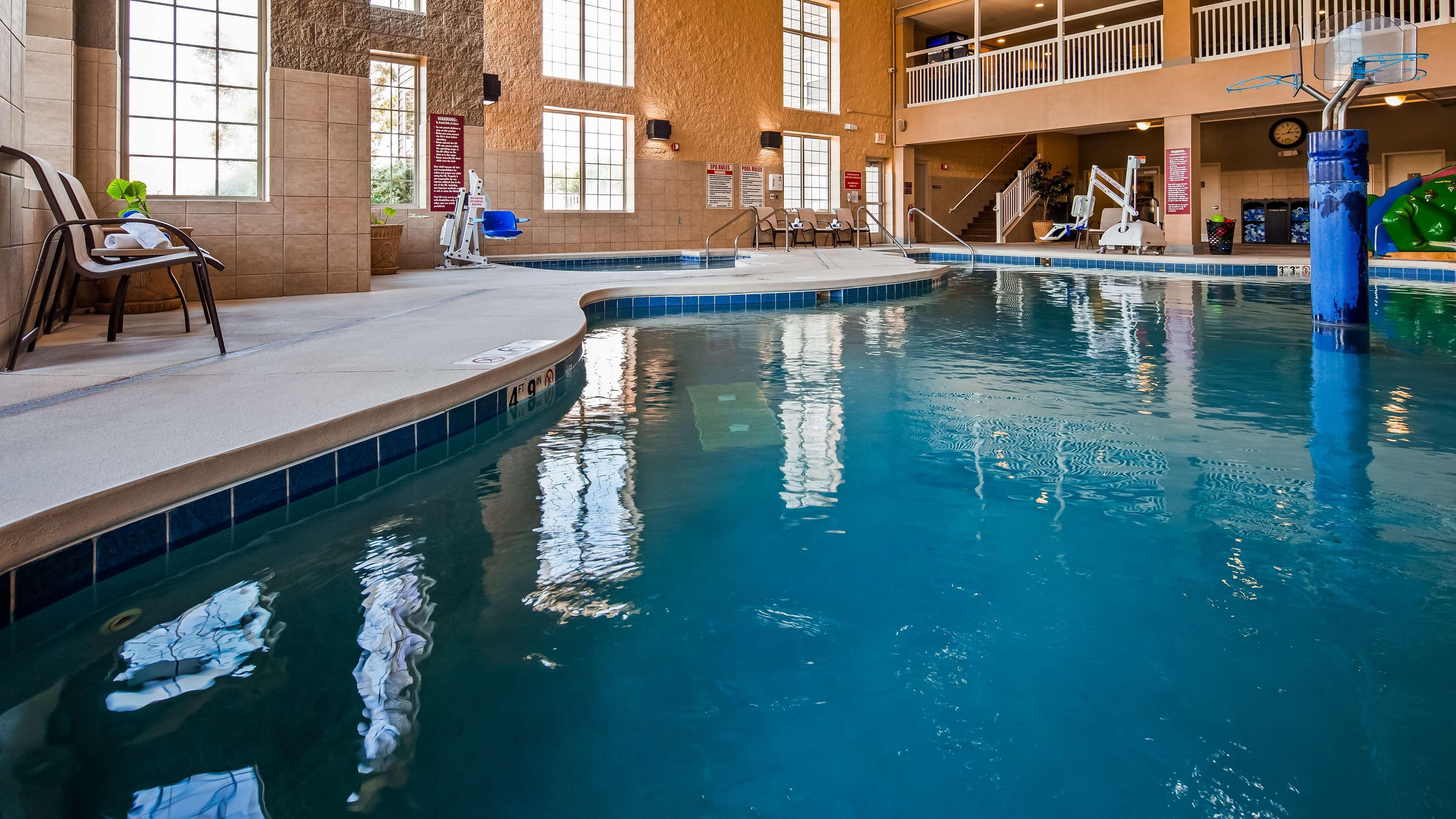 Best Western Premier Bridgewood Hotel Resort Neenah Exterior foto