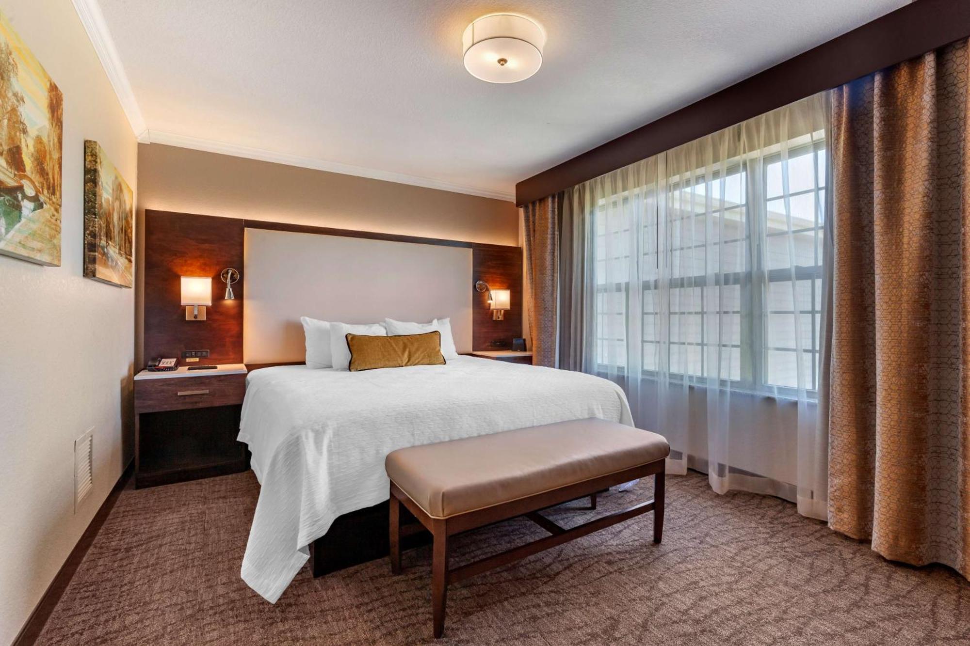 Best Western Premier Bridgewood Hotel Resort Neenah Exterior foto