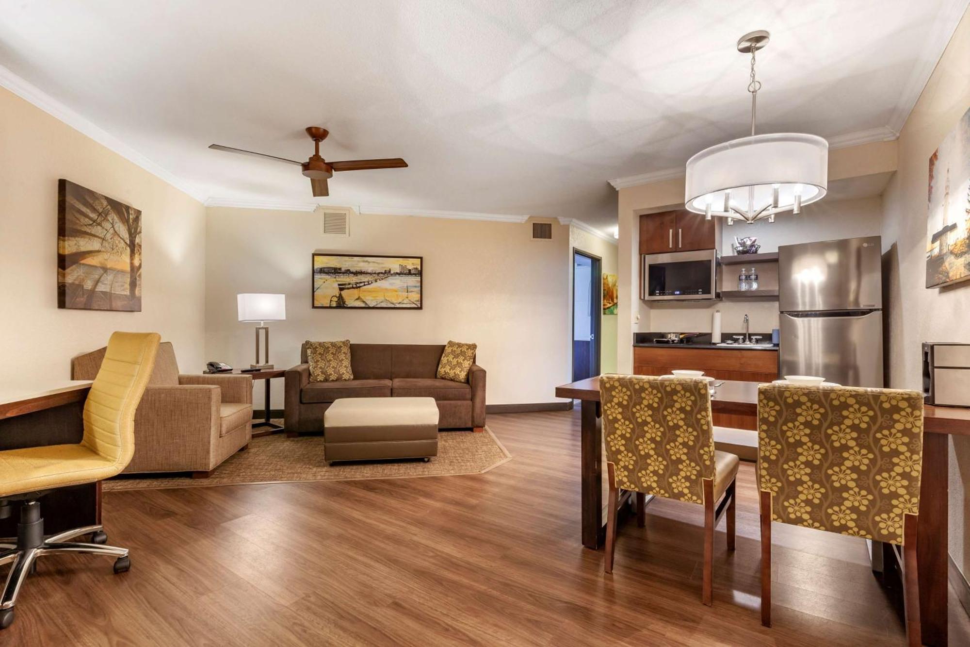 Best Western Premier Bridgewood Hotel Resort Neenah Exterior foto